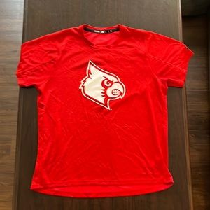 Red Louisville Cardinal XL Tshirt